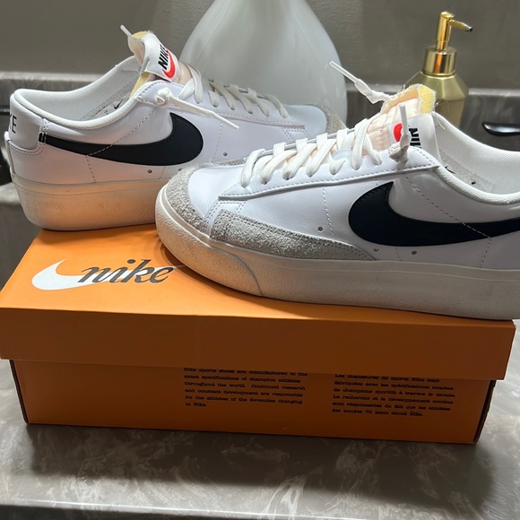 Nike Shoes - Platform Nike Blazer Lowtop